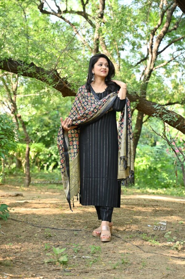 zari silk south handloom kurta - Image 6