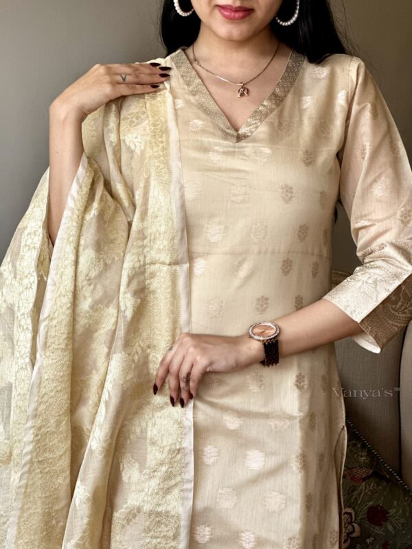 Banarsi silk jacquard self zari thread banarsi suit - Image 2