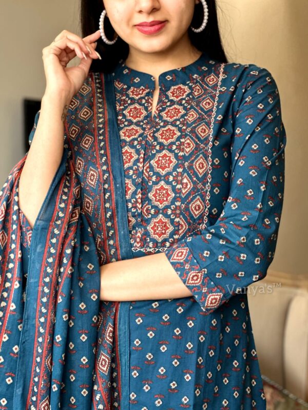 Kurta in Premium cotton in patol print - Image 11