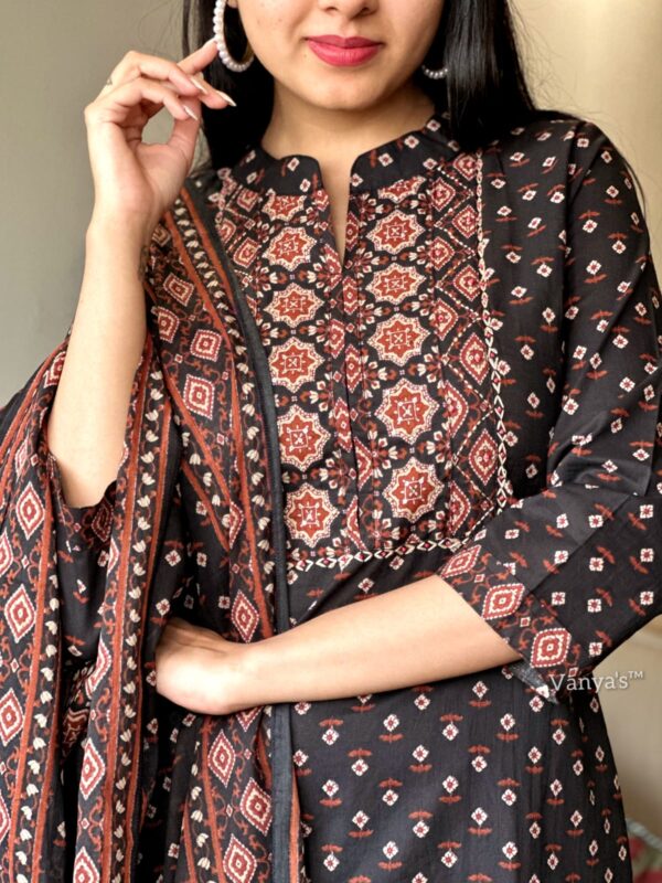 Kurta in Premium cotton in patol print - Image 2