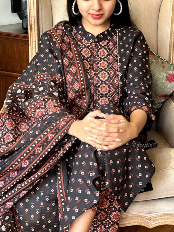 Kurta in Premium cotton in patol print - Image 5