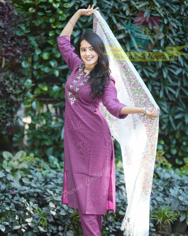 HANDWOVEN KANTHA SUIT WITH EMBROIDERY WORK - Image 2