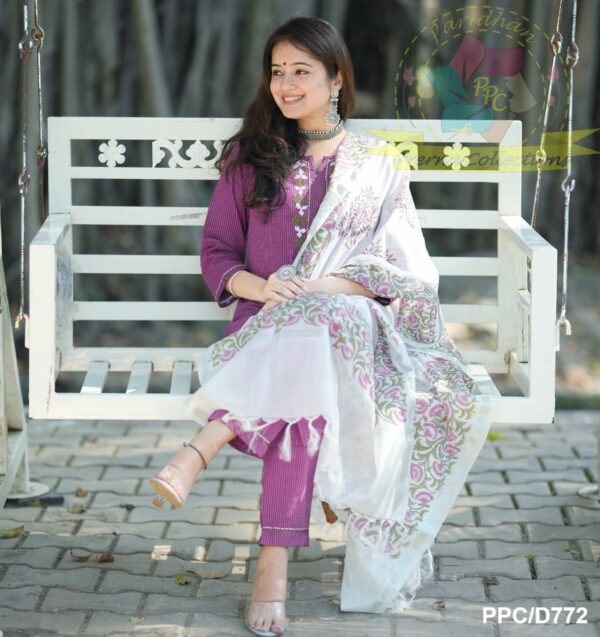 HANDWOVEN KANTHA SUIT WITH EMBROIDERY WORK - Image 5