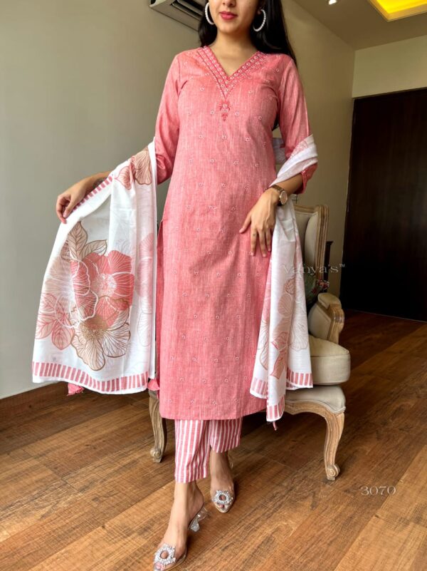 Kurta pant and duppata - Image 3